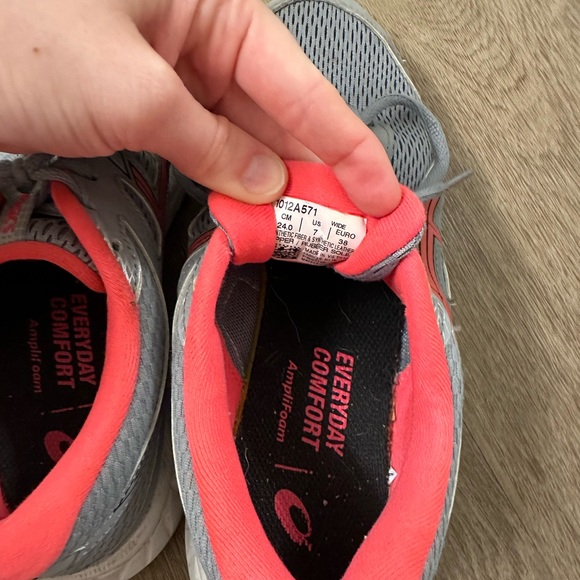 WOMENS ASICS RUNNING SHOE - GEL CONTEND 6 - Picture 9 of 10